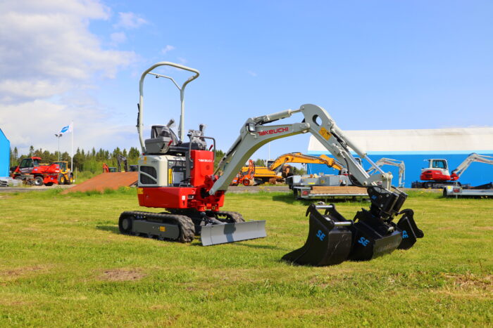 Takeuchi TB210R, 2025 - Bild 1